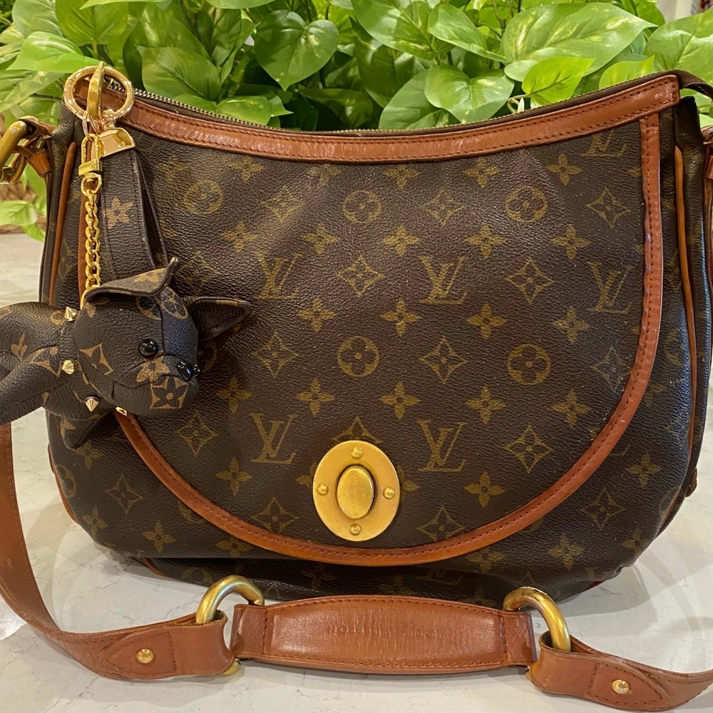 Louis Vuitton Toulum GM Shoulder or Crossbody monogram bag AUTHENTIC